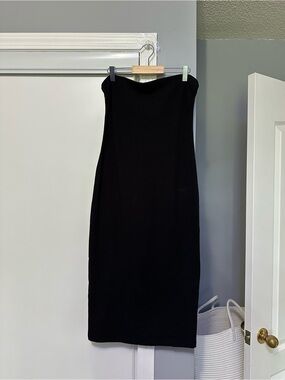Heart & Hips Black Strapless Sheath Dress